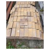 Split face brick 1 skid
