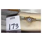 Elegant solitaire ring - personalized ï¿½Jeanï¿½