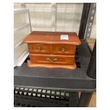 Wooden jewelry box