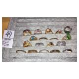 (18) vintage gem & band rings - most sz  8-10