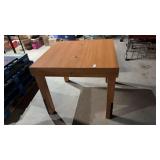 Wooden Table 3ftx3ftx31