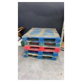5 Wooden Pallets