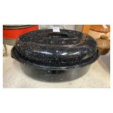 Speckled Enameled Roasting Pot