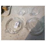 2 Pyrex lids & small bowls