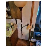 Floor lamp