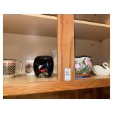 Variety of vases, decor & mugs