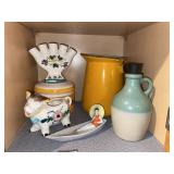 Vintage japan cow pitcher & dish &  pottery jug