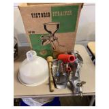 Victorio strainer