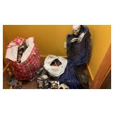 Halloween Decor & Costumes