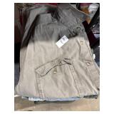 Long sleeve button up Menï¿½s shirts and zip up