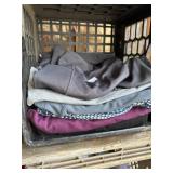 2x women shorts and leggings