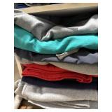 Womanï¿½s large sweats and shorts 8pr