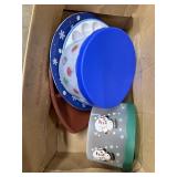 Cookie containers and party trays
