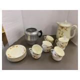 vintage Hall China Company "Autumn Leaf" pattern,