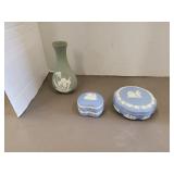 Wedgwood trinket &pottery