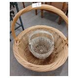 Wicker lot stand and 2 baskets. Stand is 28" H x