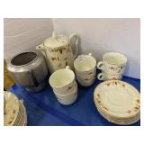 vintage Hall China Company "Autumn Leaf" pattern