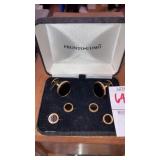 Pronto Uomo cufflinks buttons set