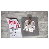 10k mother of pearl elephant pendant