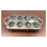 John Wright Harvest Muffin Pan
