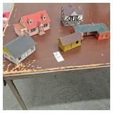 Vintage paper Christmas houses (5)