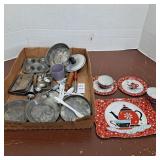 Vintage Tin Litho Dishes Ohio Art Co.Red Blue