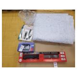 All purpose knife grooming kits table cloth