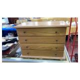 Oak 4-drawer jewelry chest