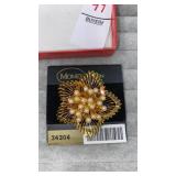 Monet pearl pin. New