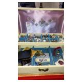 Vintage locking jewelry box & contents - stick