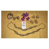 Pearl necklace & bracelet, pins w/ earrings,