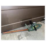 Black & Decker 18 inch electric hedge trimmer