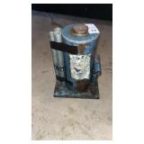 Hydraulic Bottle Jack 8-ton Capacity