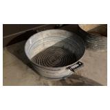 Large Metal Washtub