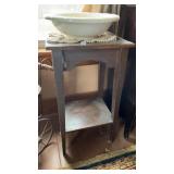 Vintage wooden end table with ceramic bowl