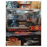 Vintage 1990 metal Tonka truck new