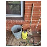 Sprayer garage can & shovel