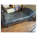 Victorian fainting couch