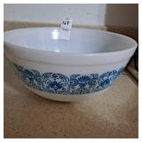 Vintage Pyrex Horizon Blue opal white glass