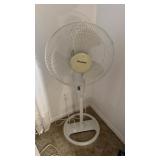 Pelonis Oscillating Fan
