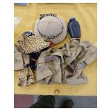 Doll/bear Safari clothes and accessories