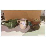 3 Pottery & ceramic pitchers