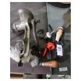 Universal #2 grinder and kitchen lot