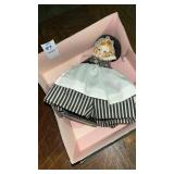 Madame Alexander Doll Great Britain-558