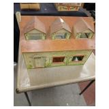 Meritoy tin dollhouse