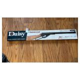Daisy Buck Model 105 BB Gun with BBs