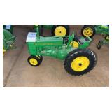 1/16 Ertl scale John Deere die-cast toy tractor