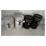 4 Kitchen Canisters