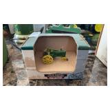 John Deere Model B 1935 Tractor 1/43 Scale NIB