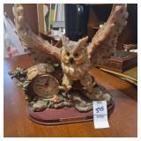 Holly Collection owl clock